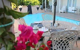 Paradiso Guesthouse & Self-Catering Cottage